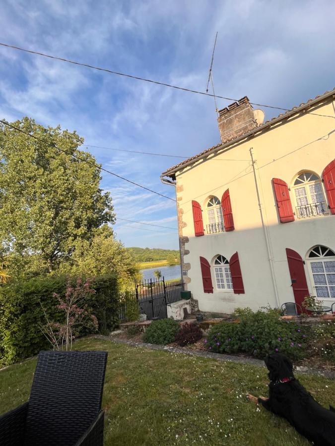 La Maison Du Passeur Availles-Limouzine Exteriör bild