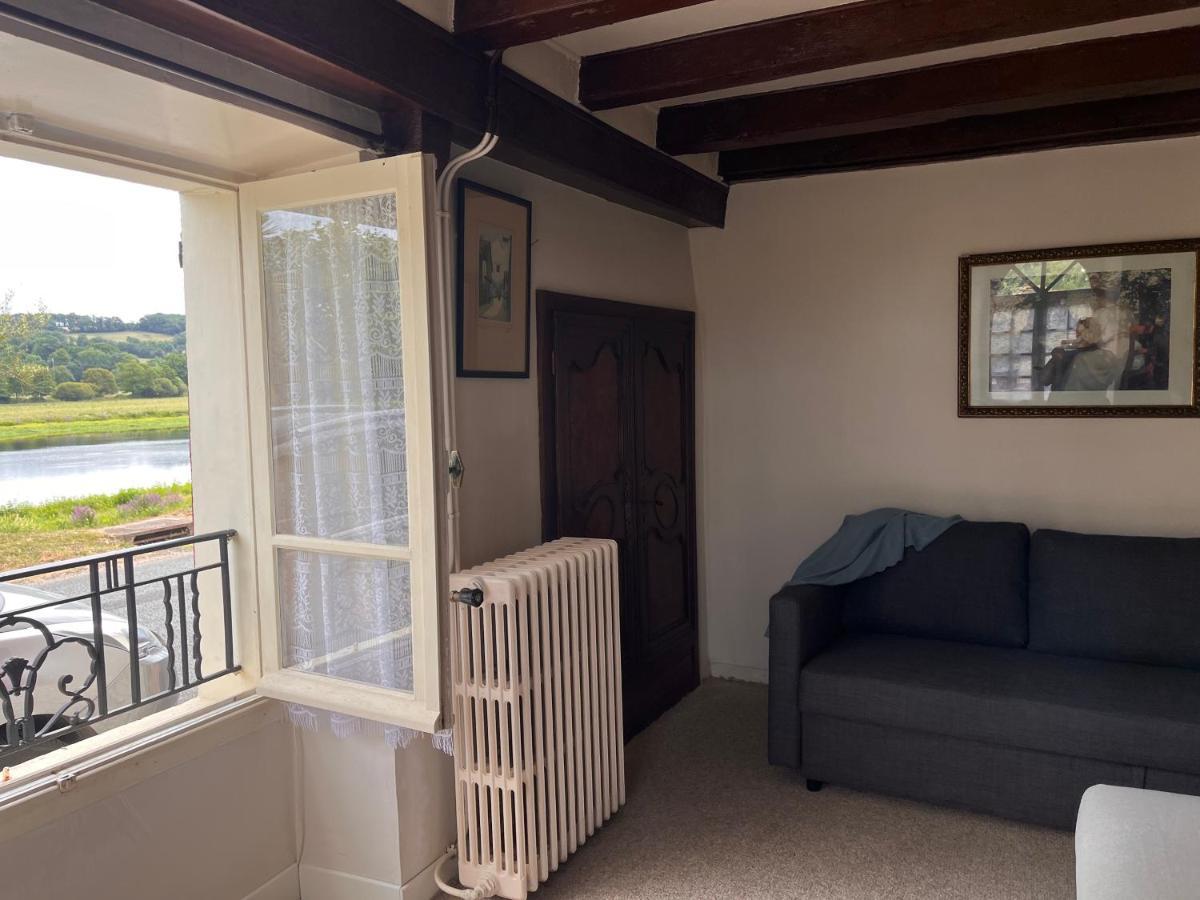 La Maison Du Passeur Availles-Limouzine Exteriör bild