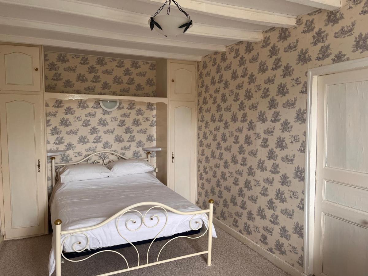 La Maison Du Passeur Availles-Limouzine Exteriör bild