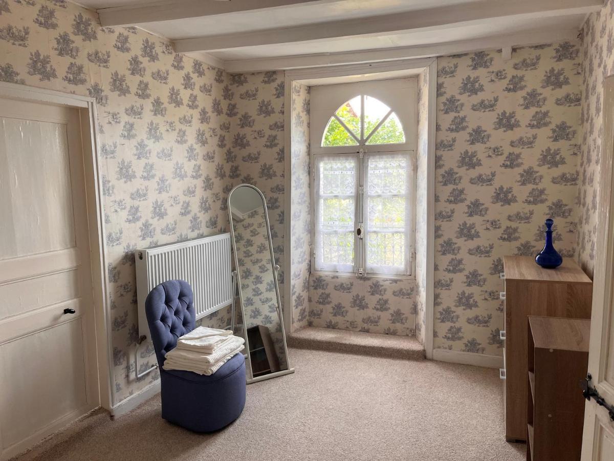La Maison Du Passeur Availles-Limouzine Exteriör bild